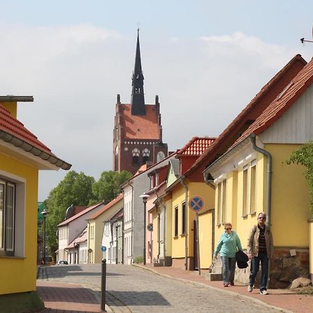 Отель Haus Am Haff Karnin  Экстерьер фото