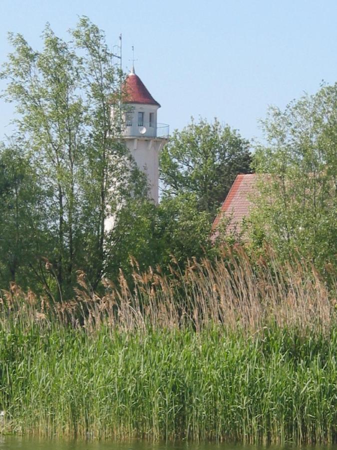 Отель Haus Am Haff Karnin  Экстерьер фото